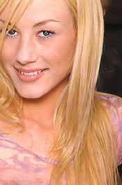 Blonde Erin Poses 01