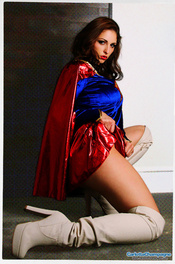 Carlotta Champagne Supergirl 13