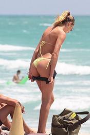 Celeb Babe Candice Swanepoel In Yellow Bikini 00