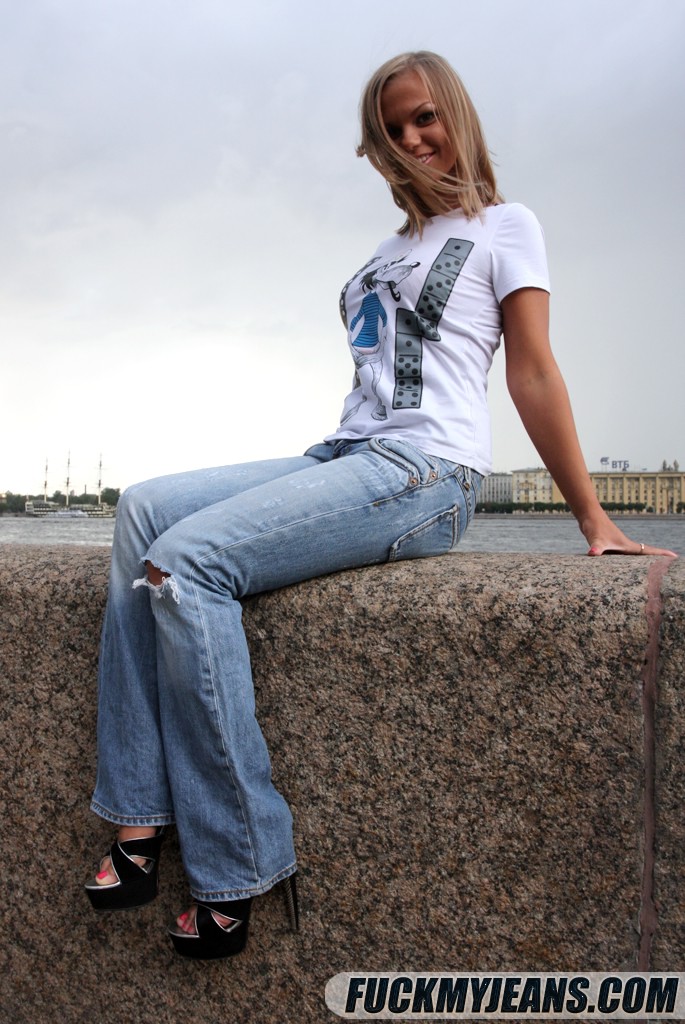 Angel Dark 04