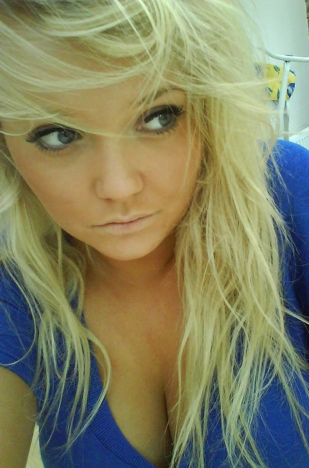 Gina 00