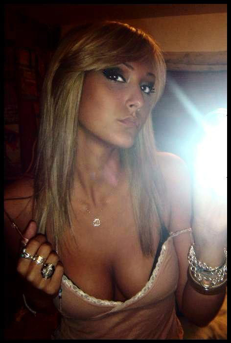 Horny Amateur Babes 11