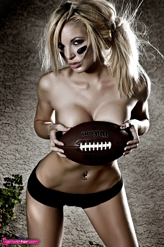 Valentina Is Ready For The Football Season 10