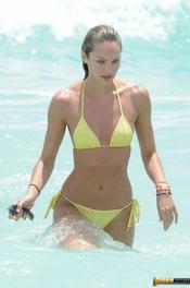 Celeb Babe Candice Swanepoel In Yellow Bikini 05