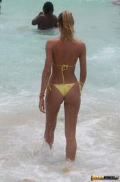 Celeb Babe Candice Swanepoel In Yellow Bikini 12