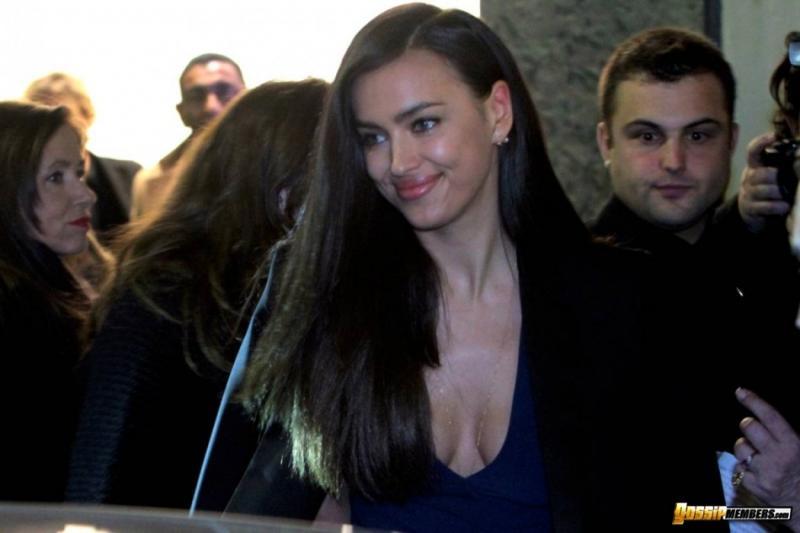 Sexy Celeb Irina Shayk 12