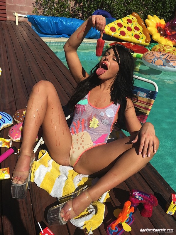 Adriana Chechik Nude By The Pool 02