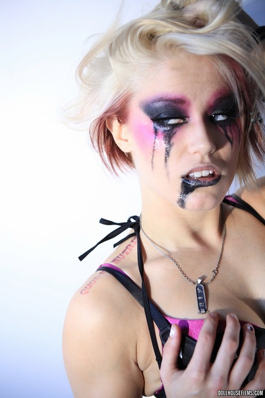 Nasty Bitch Ash Hollywood 11