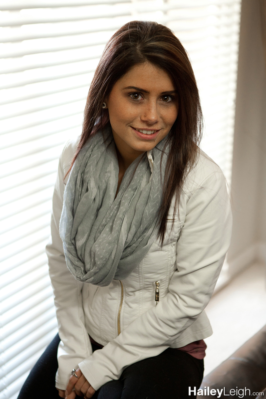 Hailey Leigh Stripping  07