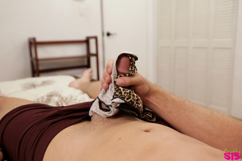 Sex Addict Siblings 02