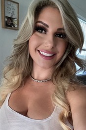 Bikini Babe Angelique Carmella 20