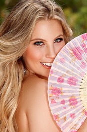 Chanel Elle In  Ripe And Ready 17