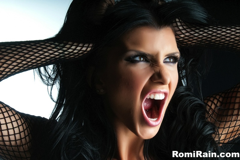 Hot Bitch Romi Rain 08