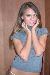 Amateur Teen Chick 02