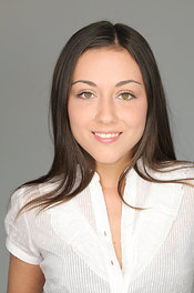 Iwia Naked Beauty In Jeans 00