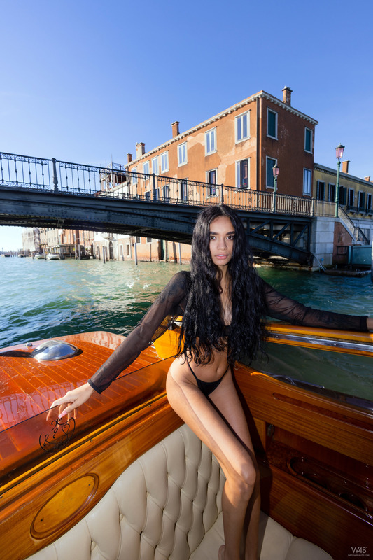 Sweet In Venice 08