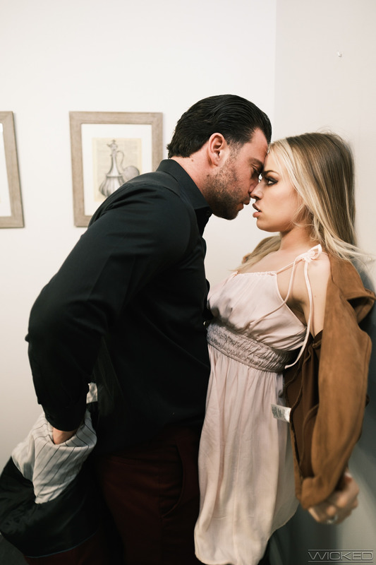 Hysteria - Scene 2 00