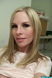 Aimee M Selfpics 02